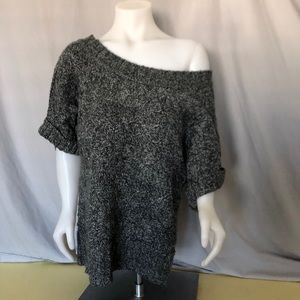 FOREVER 21 KNIT SWEATER